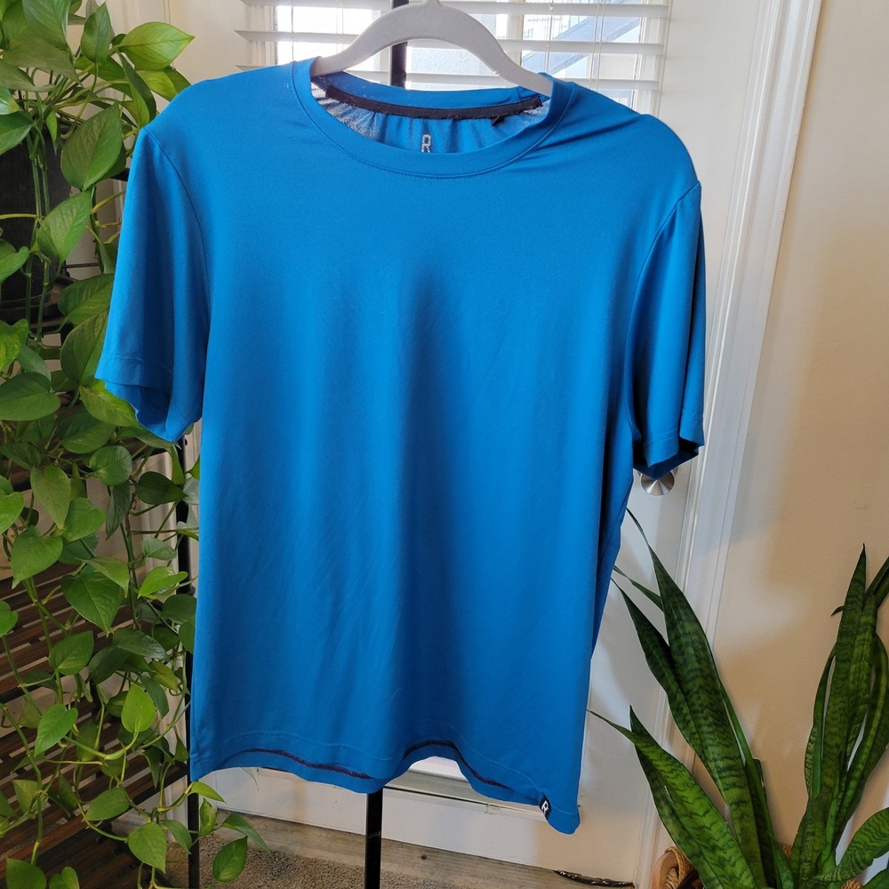 Rhone Essentials Mens Performance T-Shirt Blue Short Sleeve Size M RN141364